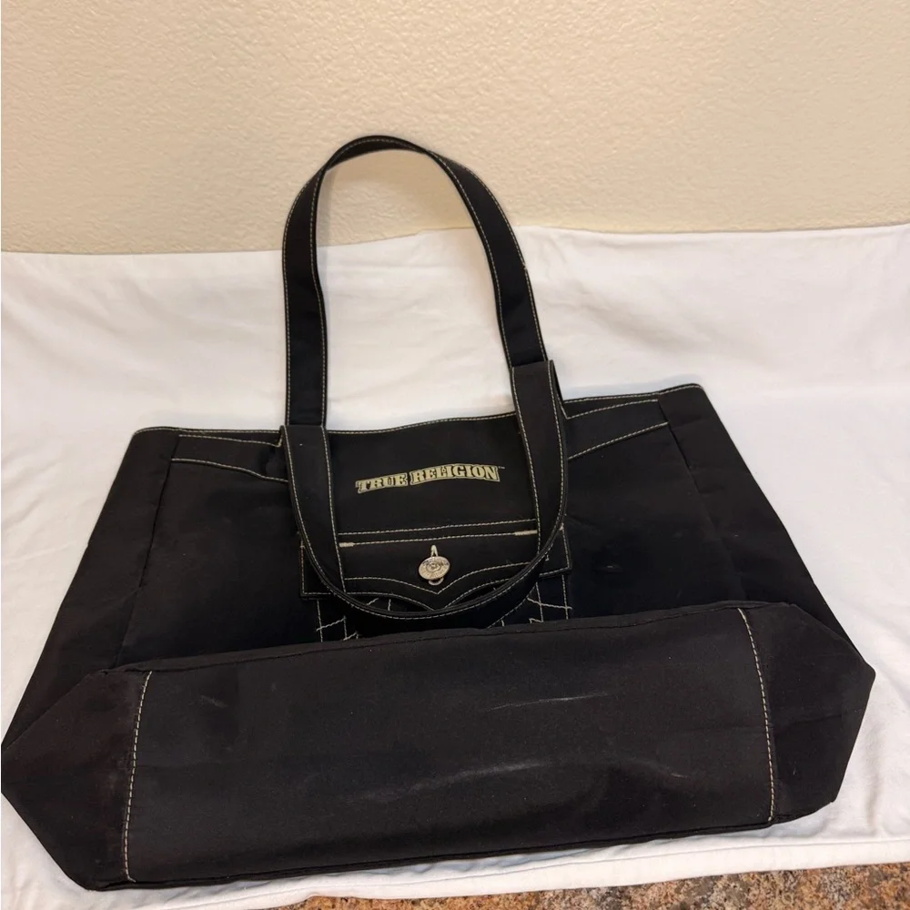 True Religion Black Tote Bag Double Stitch Horseshoe Pocket Snap Closure